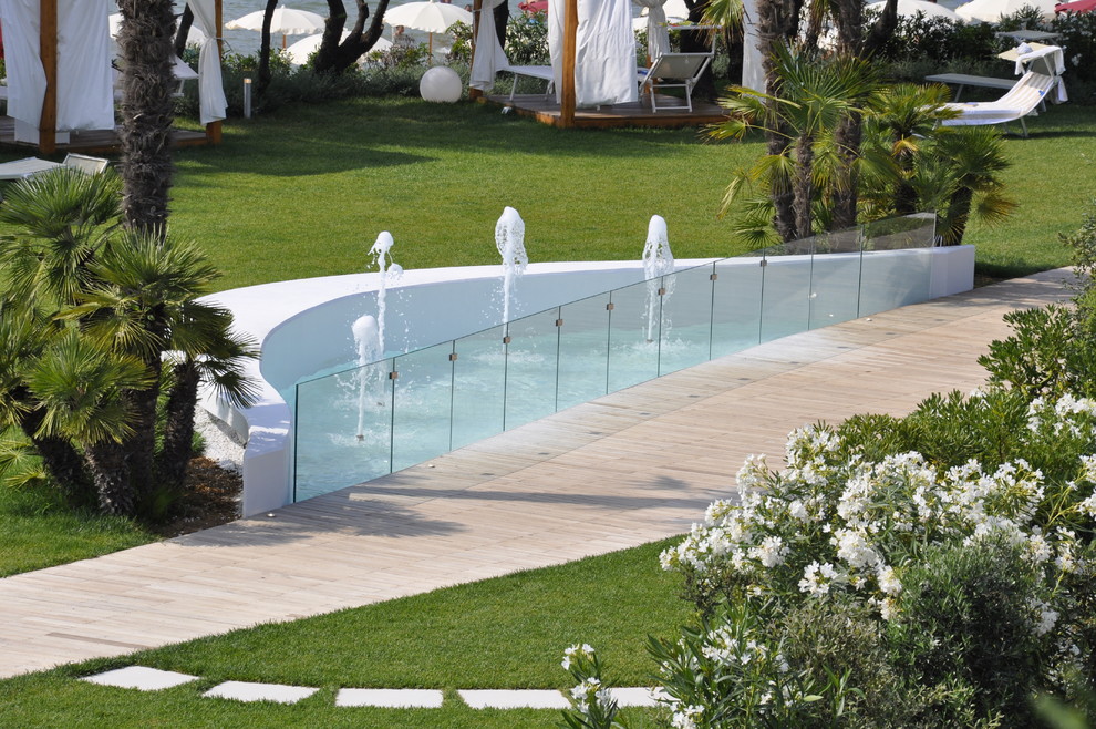 Ландшафтное освещение отеля