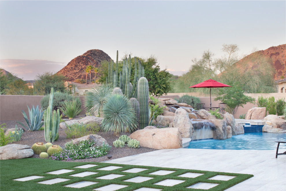 Photo of a large backyard garden in Phoenix.