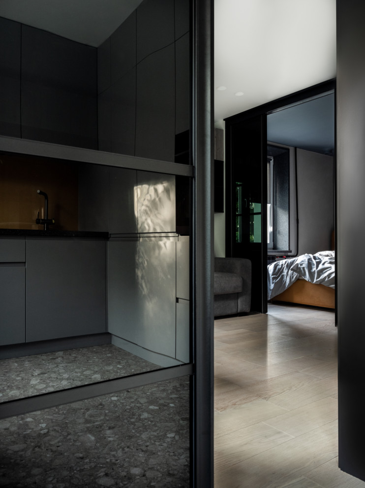 ТЕРПКИЙ МЕД