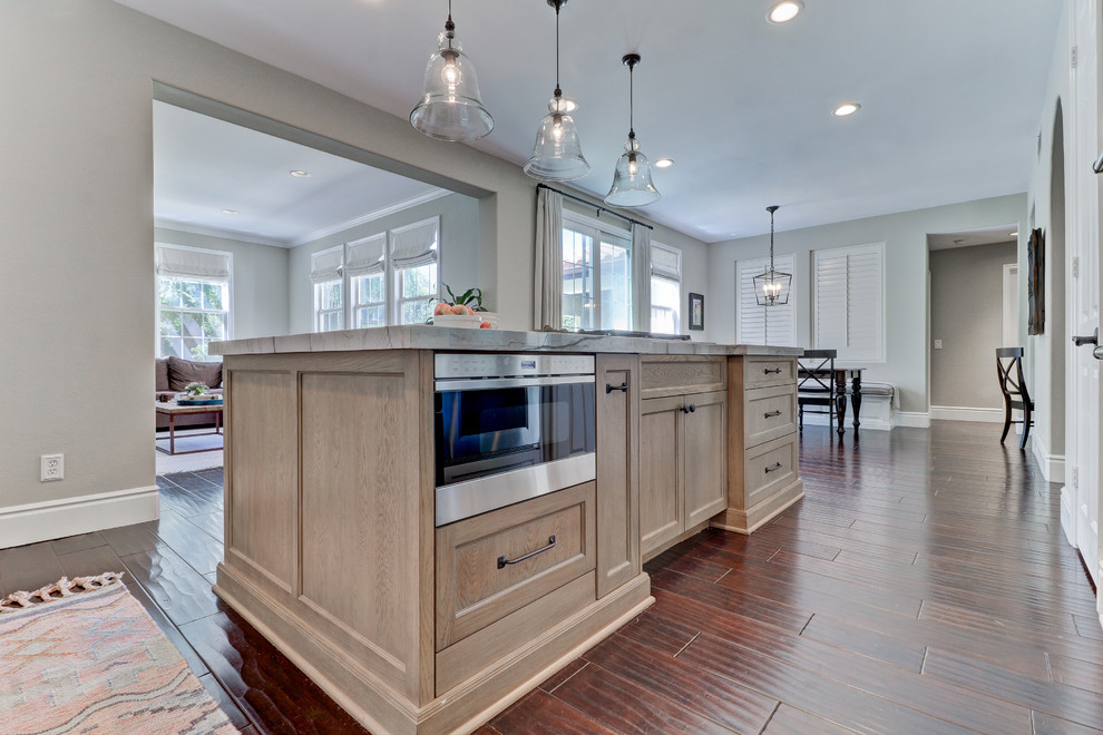 Example of a transitional home design design in Orange County