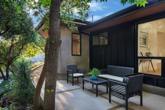 Nalin Drive patio