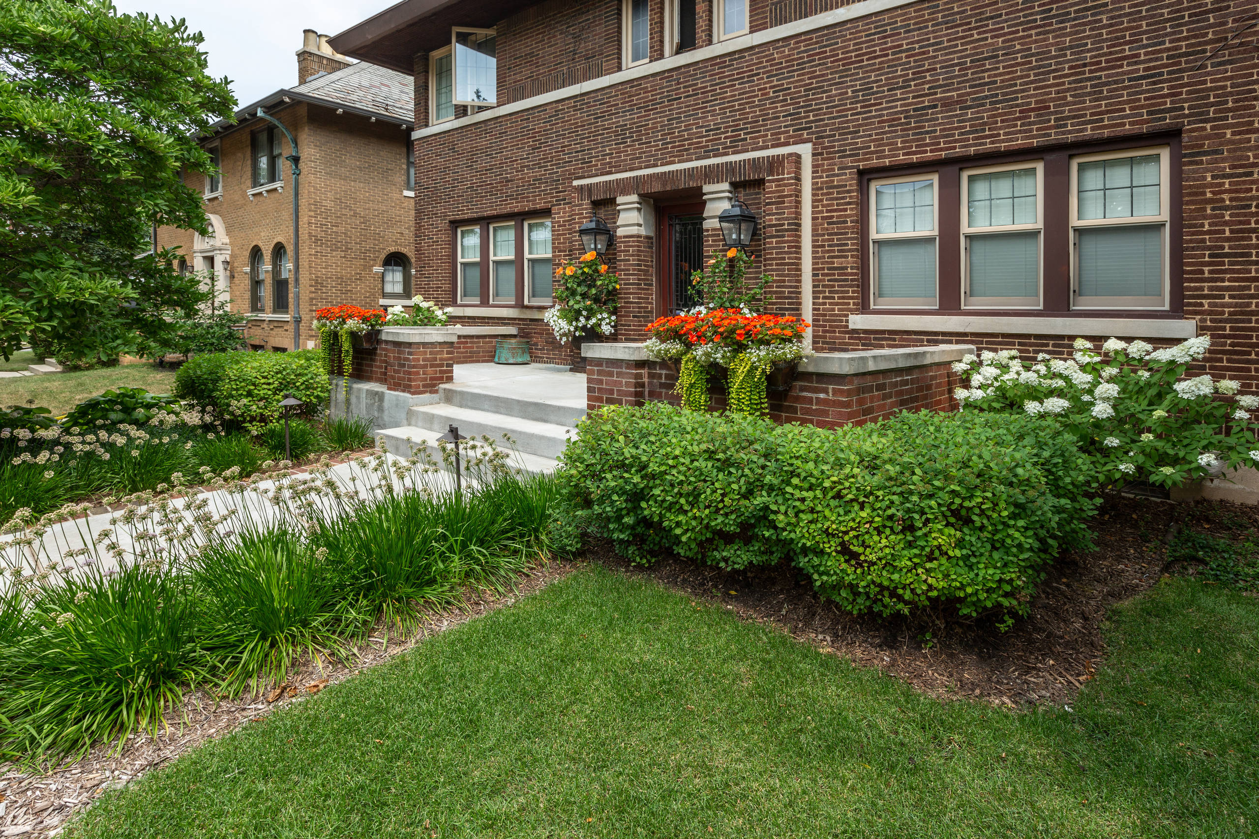 Traditional Front Landscape Renovation - Milwaukee