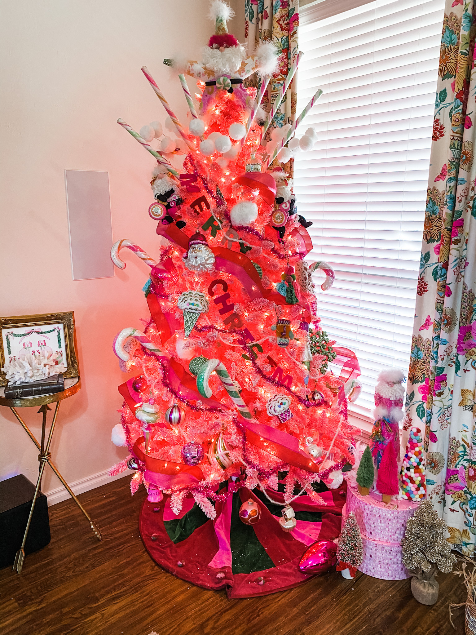 Pink Christmas Home Decor