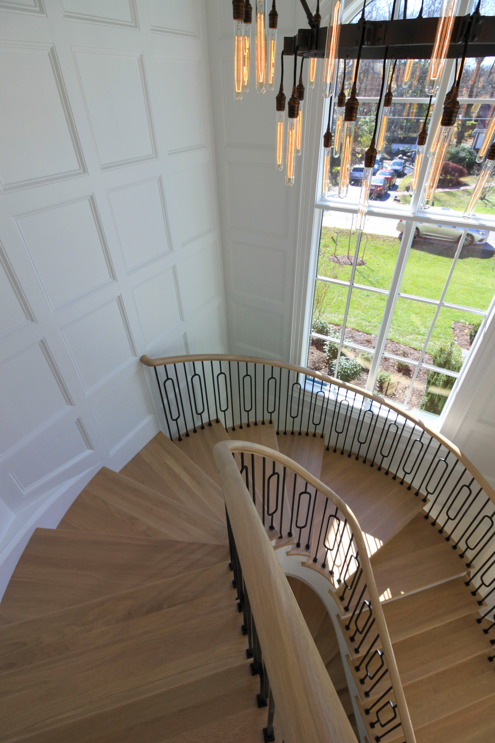 95_Remarkable and elegant floating elliptical staircase, McLean, VA 22101