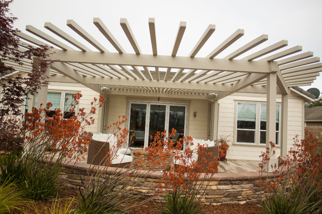 Pennington Residence contemporary-garden