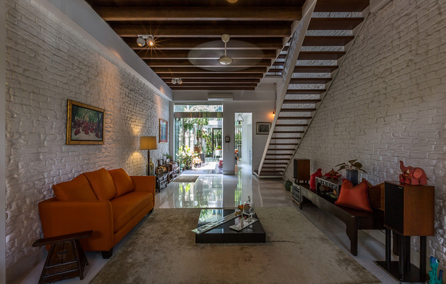Houzz Tour: Old Meets New in a Restored Singapore Shophouse