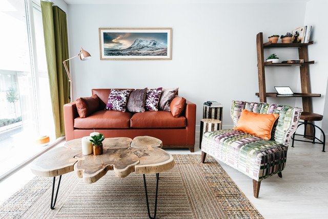 Nature-inspired apartment contemporary-vardagsrum
