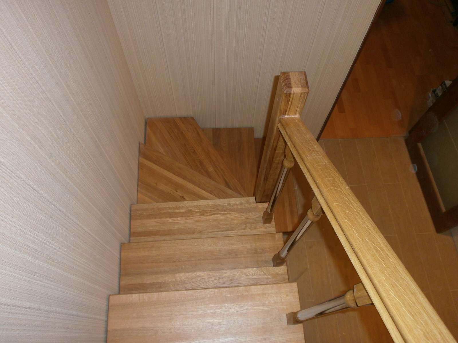 Лестницы из сосны