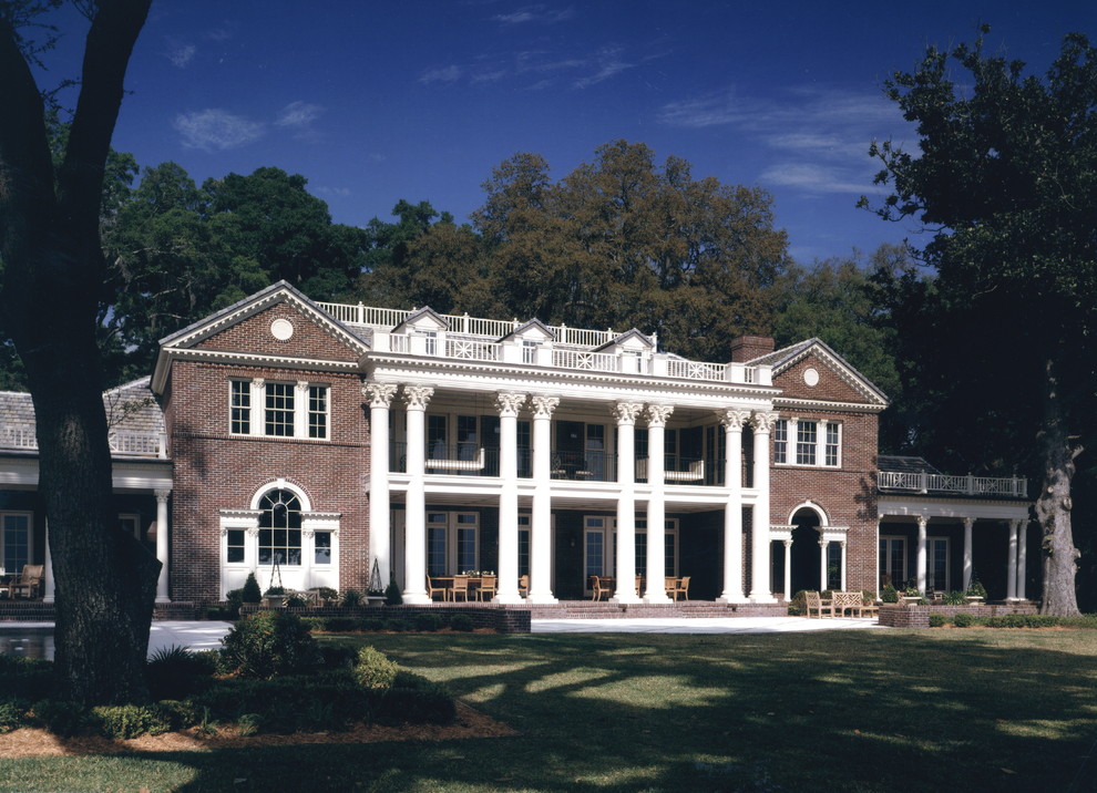 This is an example of a traditional exterior in Jacksonville.
