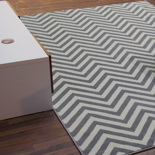 Chevron Rug, 5'3"x7'3" Contemporary Area Rugs by cozy rugs Houzz