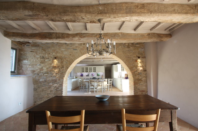 Ristrutturazione Monte Castro casa-de-campo-comedor