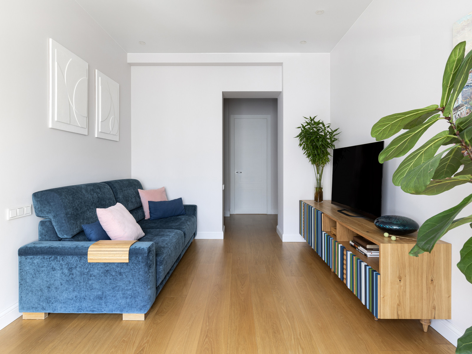 Таврическая 2