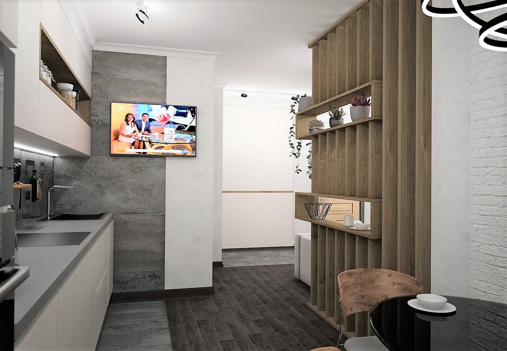 Красноярск, м-н Южный берег, студия