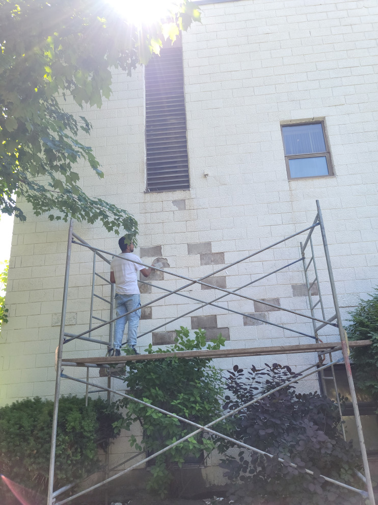 EXTERIOR PAINTING