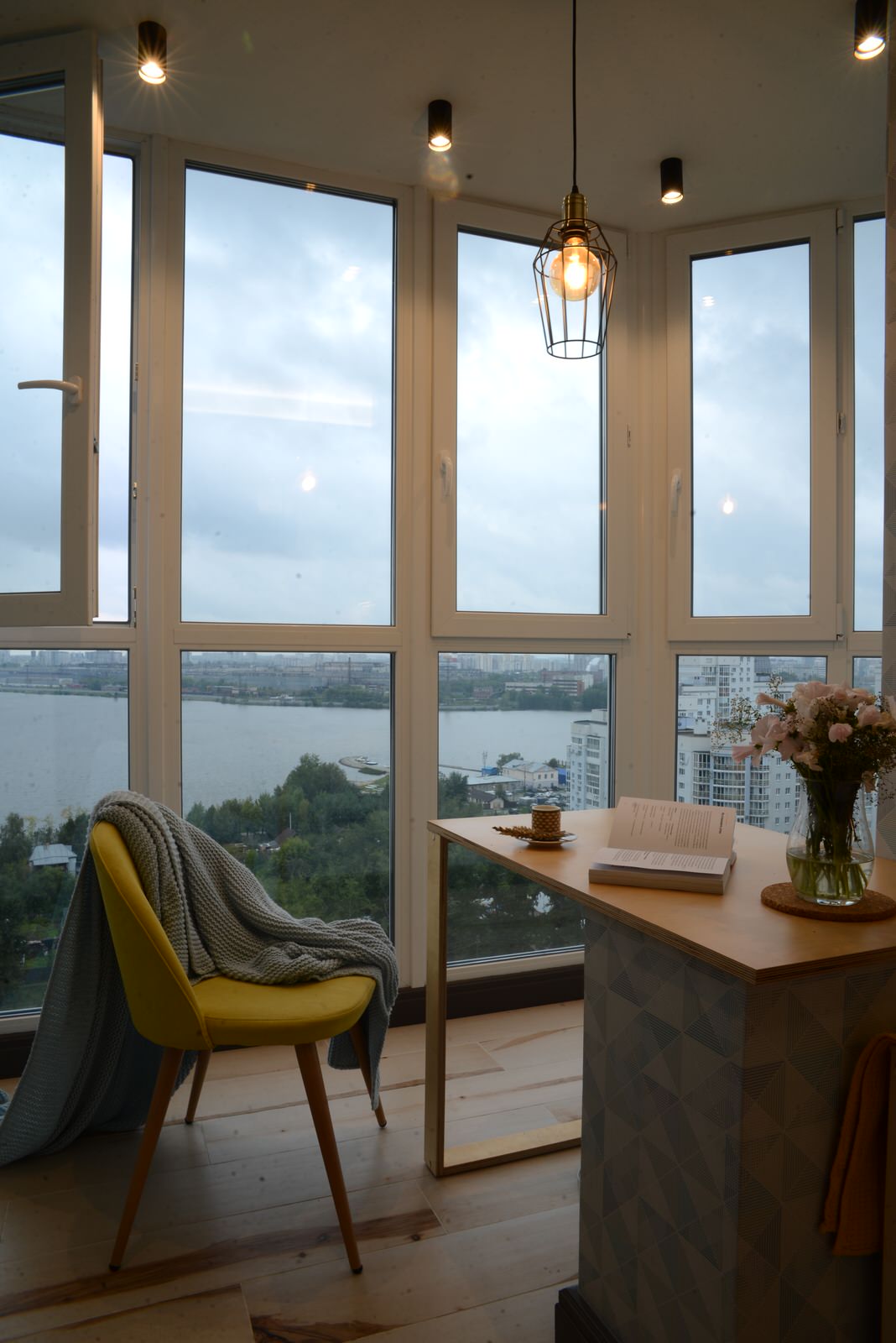 Квартира с видом на Верх-Исетский пруд