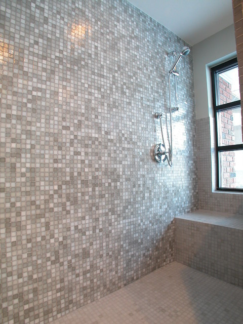 Bathroom - modern bathroom idea in Chicago
