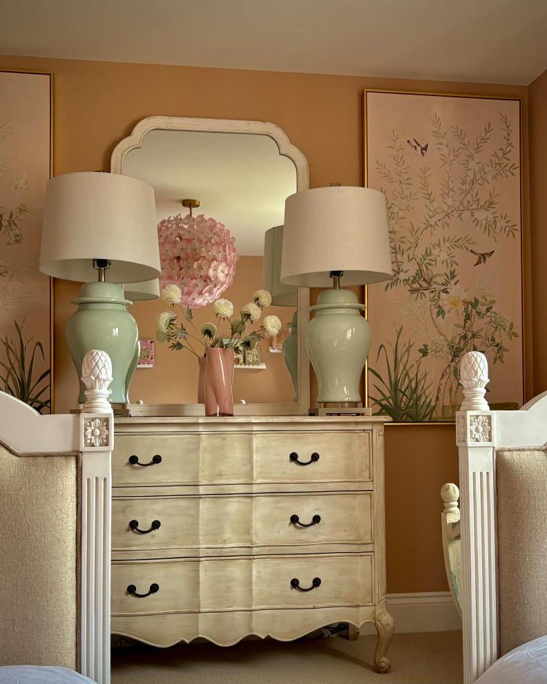 The Hawthorns - Pink Room