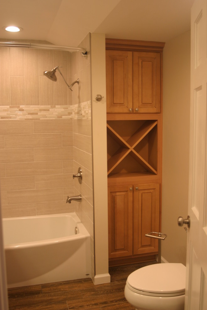 Example of a large transitional bathroom design