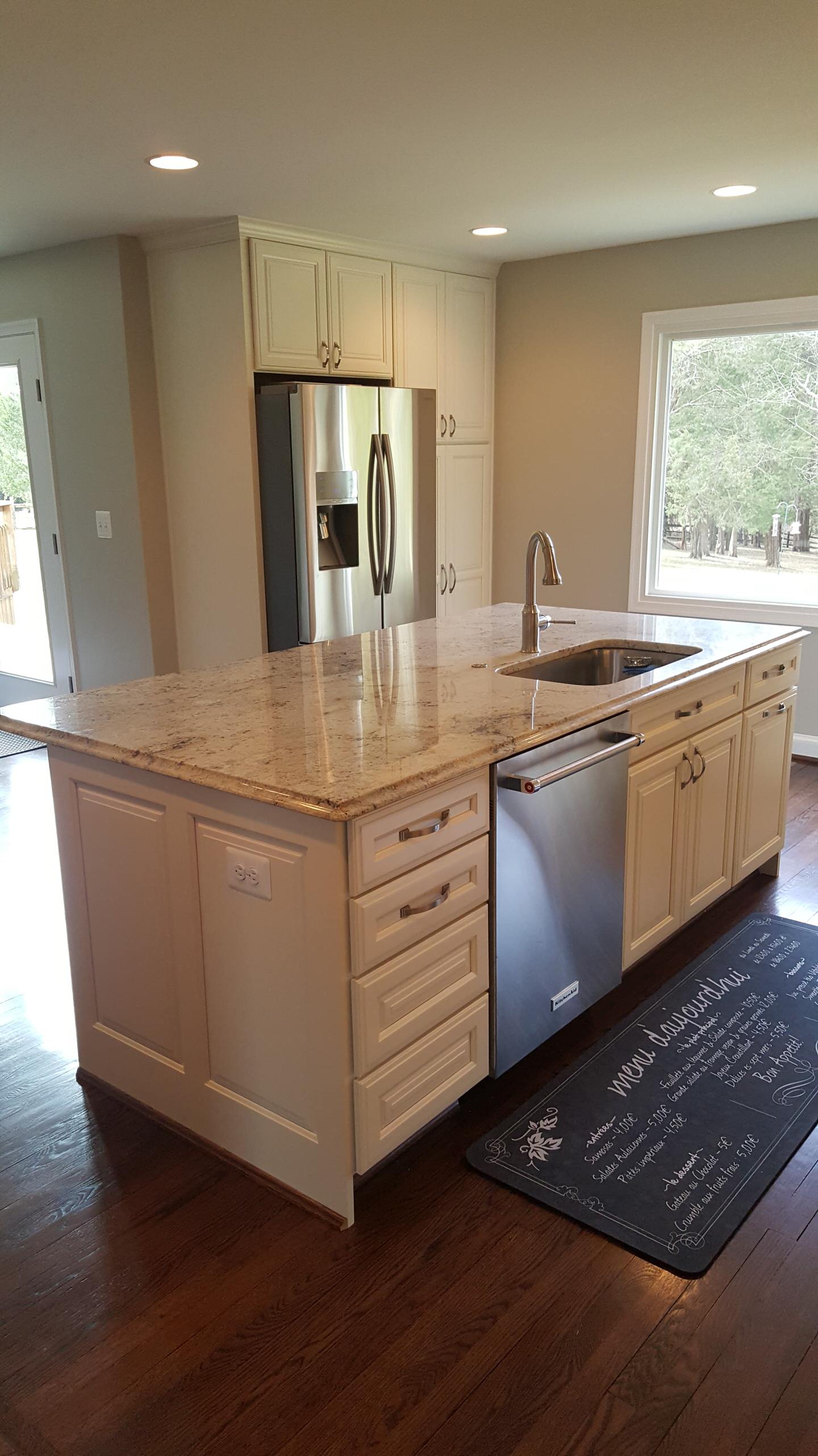 Contemporary Kitchen