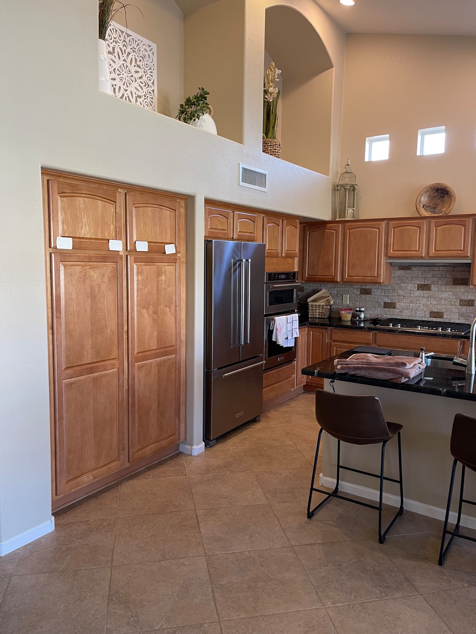 White Painted Kitchen Cabinetry