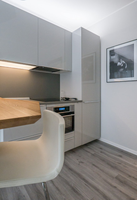 Creativit&agrave; in Cucina contemporary-kitchen