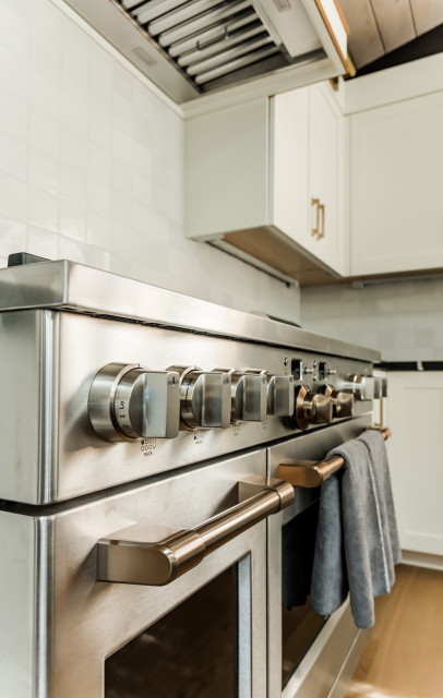 Parkview Dr fusion-kitchen