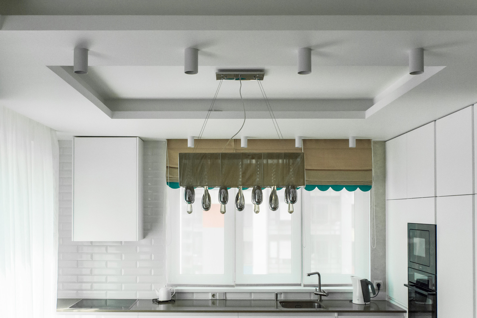 ЖК Легенда на Яхтенной кухня-гостиная