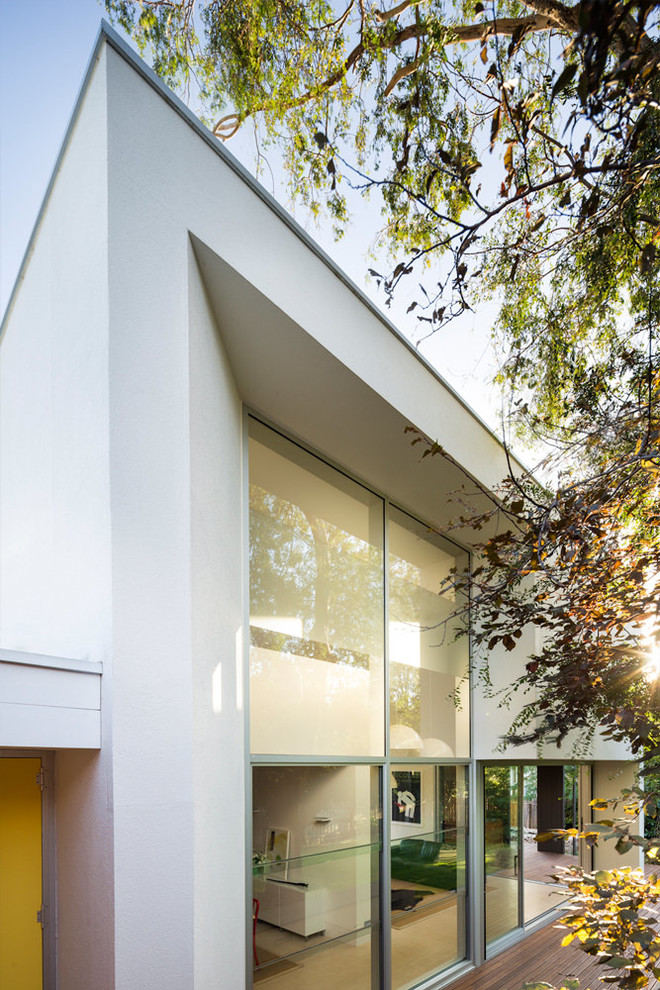This is an example of a contemporary exterior in Adelaide.