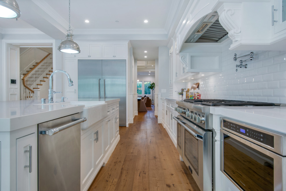 Inspiration for a transitional kitchen remodel in Orange County