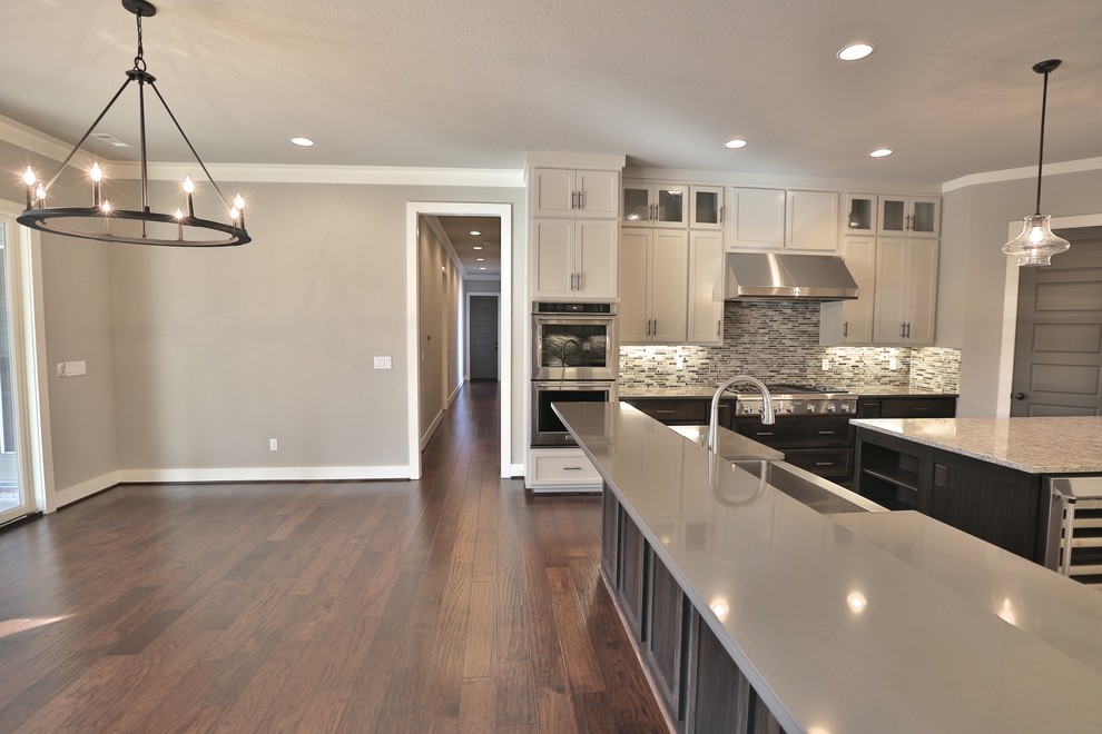 Kitchen - transitional kitchen idea