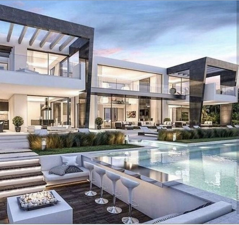 Custom Homes with Beautiful Exteriors