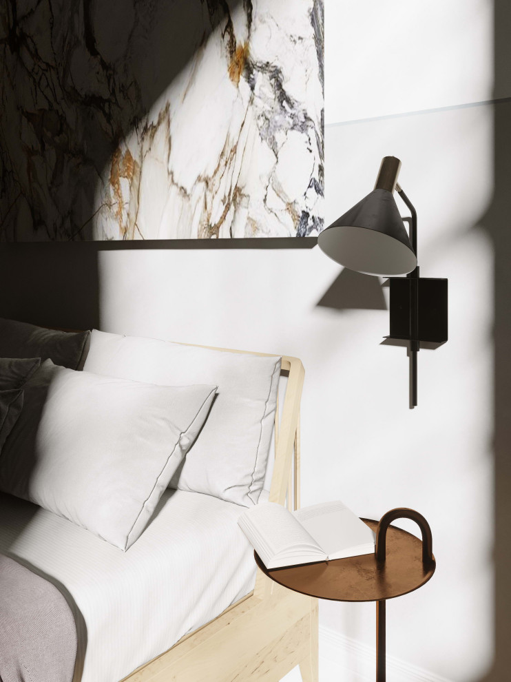 Großes Skandinavisches Schlafzimmer ohne Kamin, im Loft-Style mit weißer Wandfarbe, braunem Holzboden, beigem Boden, freigelegten Dachbalken und Ziegelwänden in New York