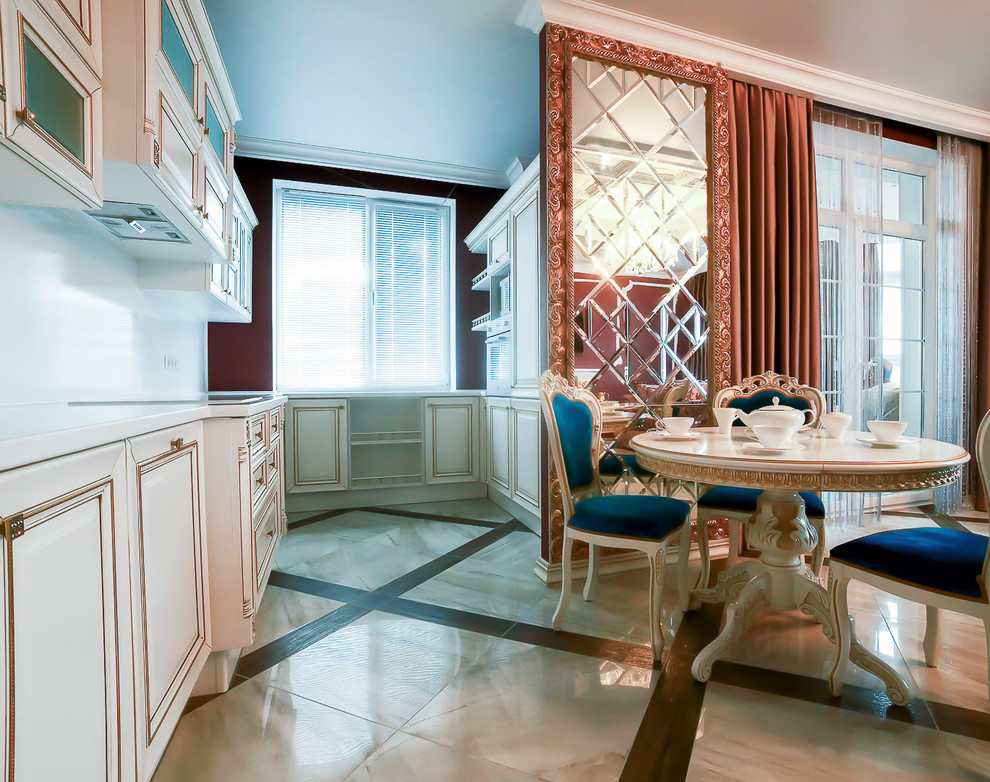 Классический интерьер трехкомнатной квартиры