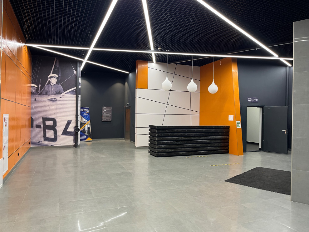 Вестибюль офисного центра