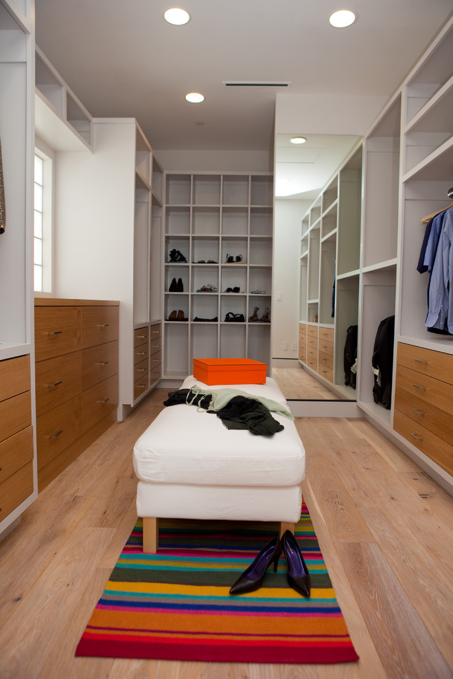 Design ideas for a contemporary storage and wardrobe in Orange County.