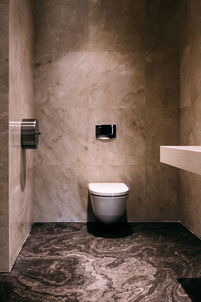 Санузел главного инженера в бизнес центре класса А+