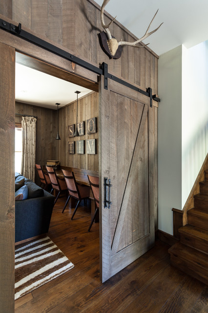 Fallen Leaf rustic-home-cinema