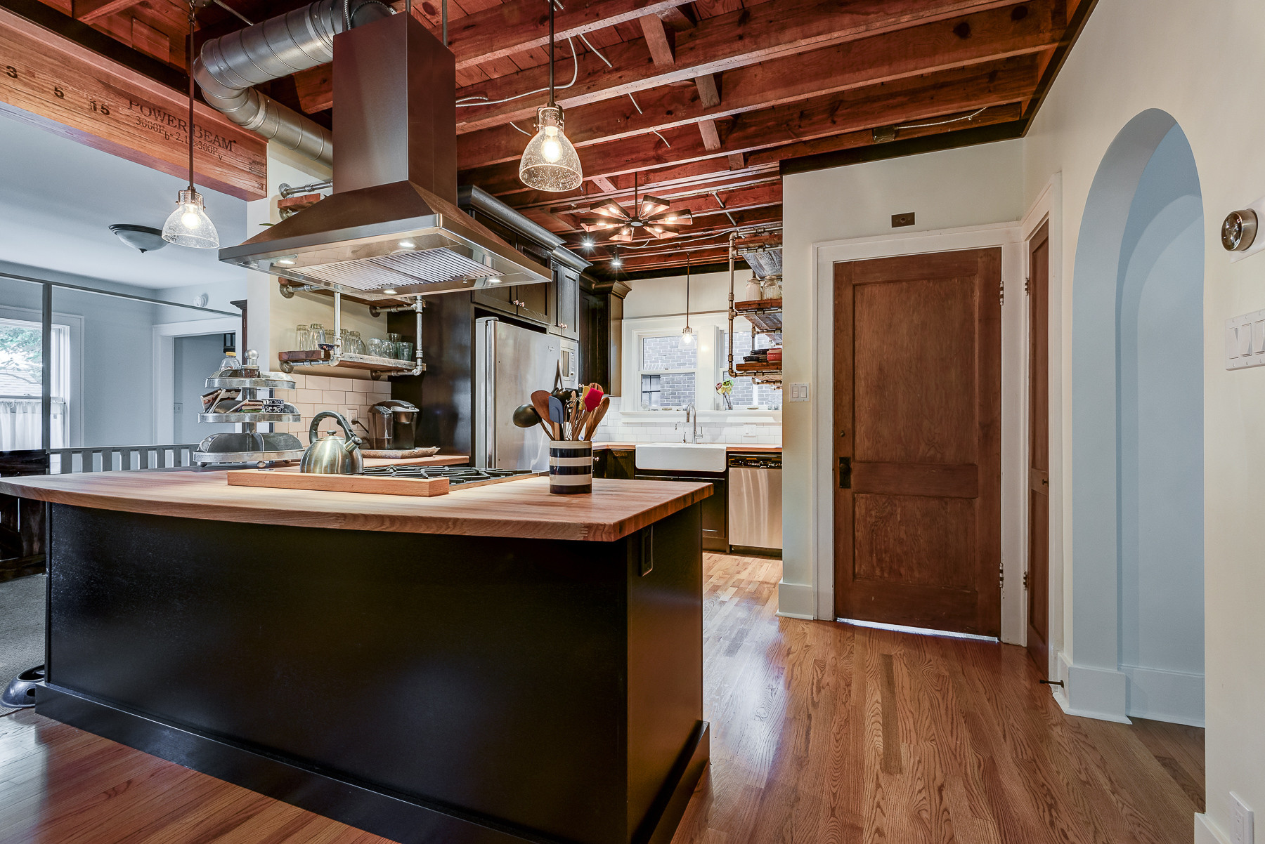 Industrial Retro Kitchen Urbana