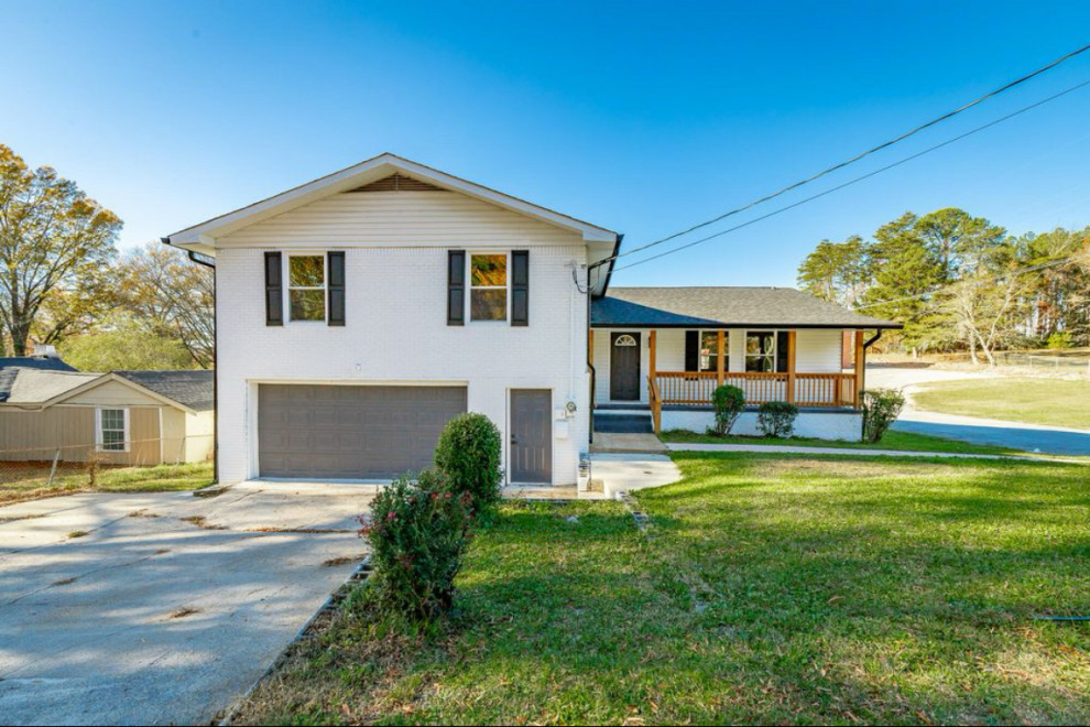 "Legacy" Transforming Remodel Into A Charming Ranch Style House.