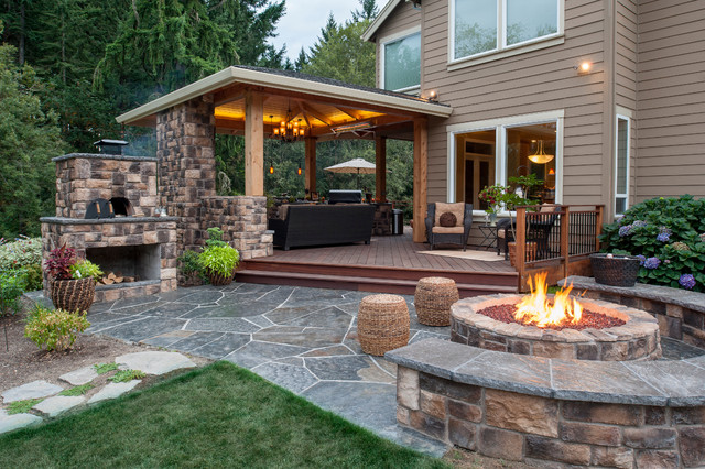 Wheeler traditional-courtyard