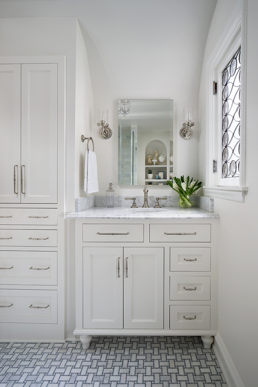 INTERIOR DESIGN CONSULTATION