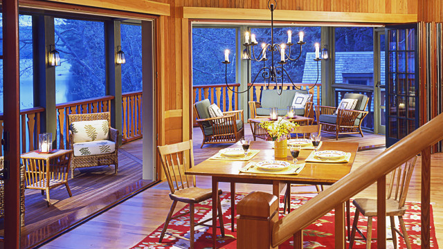 Redwall dining-room