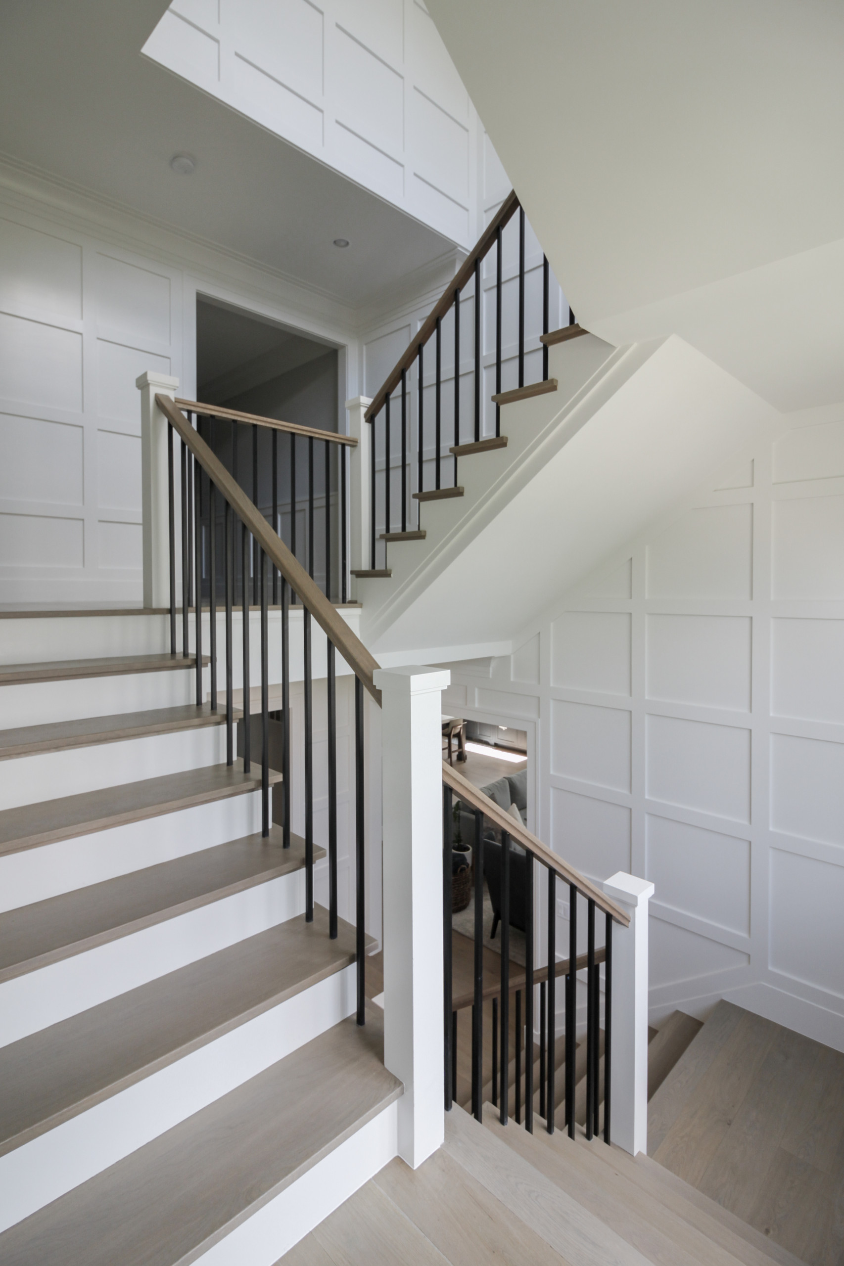 87_Welcoming and Functional Contemporary U-shaped Staircase, Arlington, VA 22207