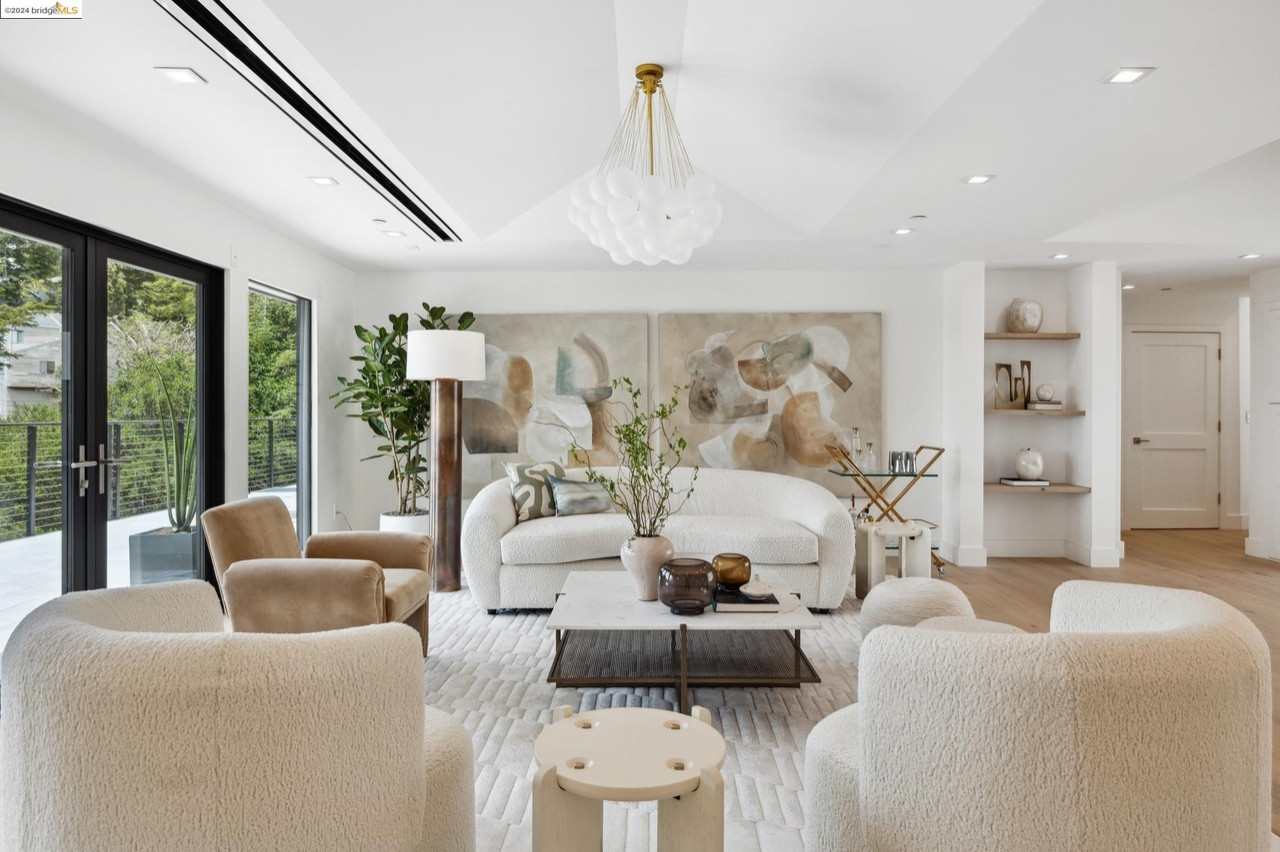 Modern House - Moyer Place