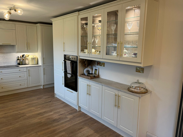 Cream Ash Kitchen traditional-kitchen