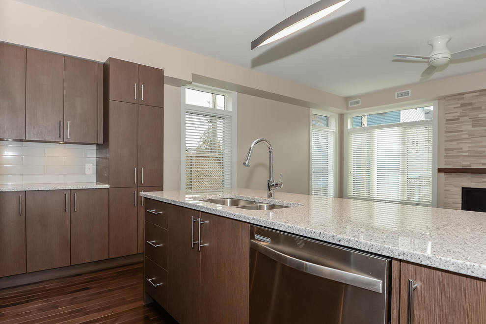 Kitchen - kitchen idea in Ottawa