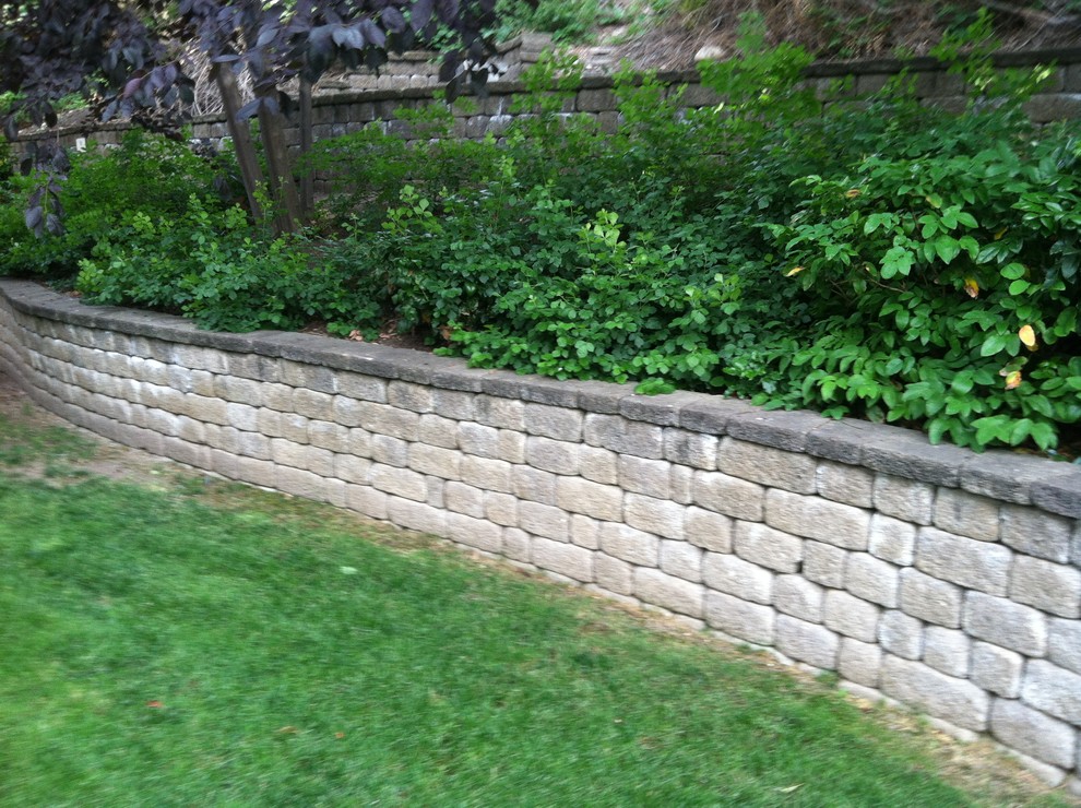 Photo of a traditional garden in Boise.