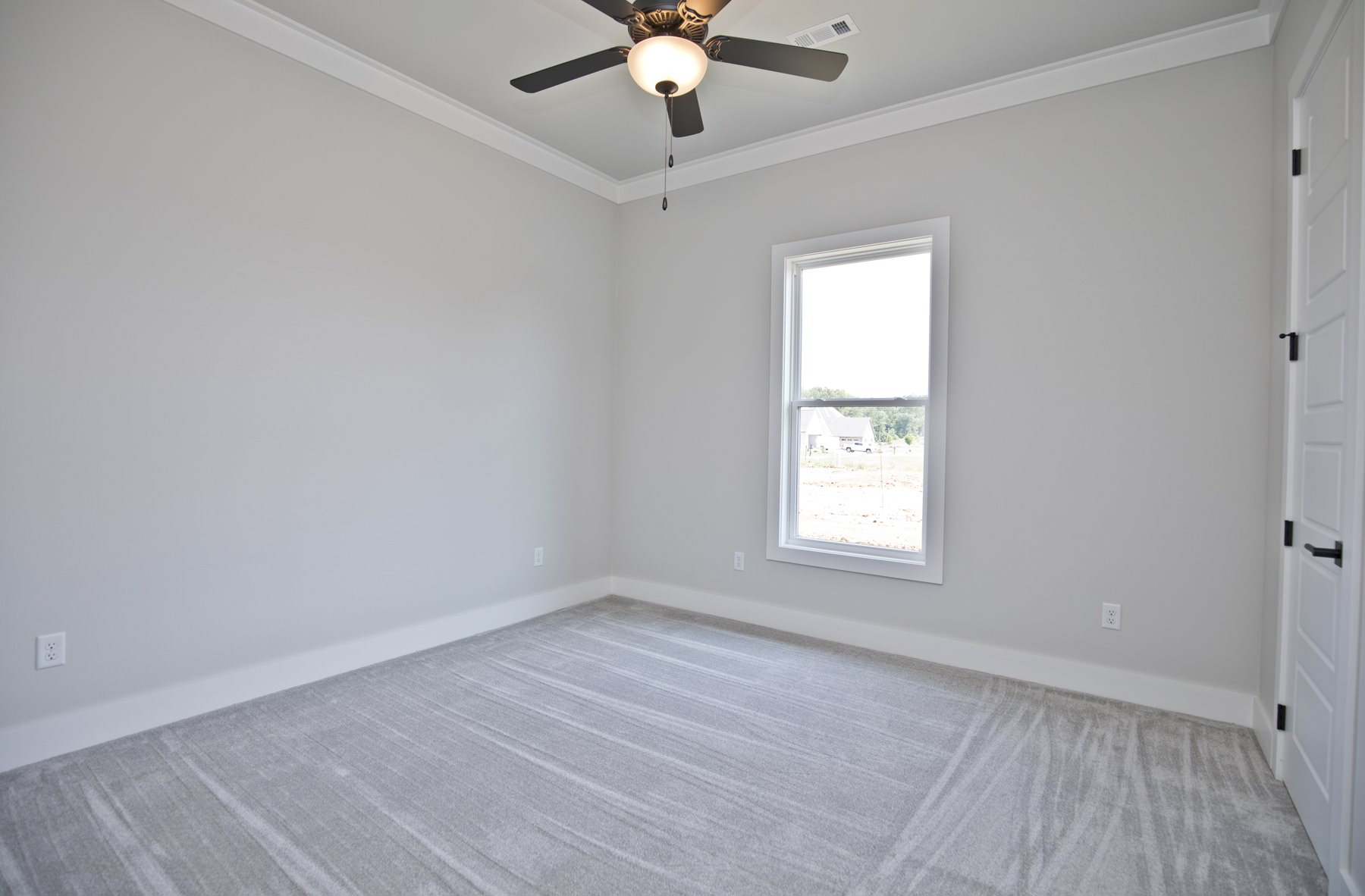 ST142_4306 S 86th Street