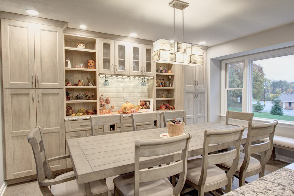 Home design - transitional home design idea