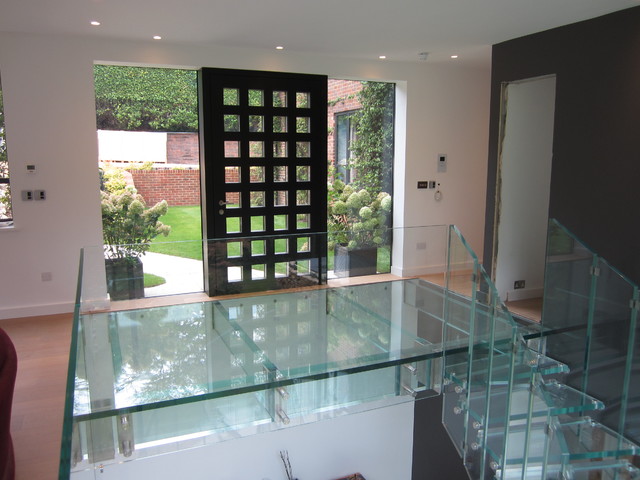 Architektur und Treppen mit Glas - Contemporary - Entré - London ...
